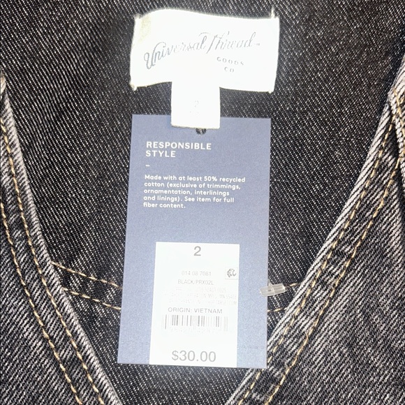 Universal Thread Black Denim Vest - Picture 3 of 5